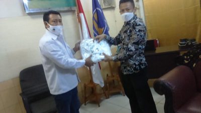 Nasdem Kota Bekasi Memberikan Bantuan Masker Kepada LP2KP
