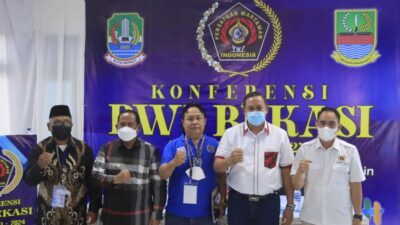 PLT. Wali Kota Bekasi Secara Resmi Membuka Acara Konferensi PWI Bekasi Raya