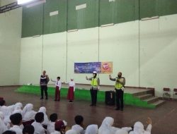 Program Polisi Sahabat Anak, Kanit Lantas Polsek Pondokgede Sambangi SDIT Yasfi