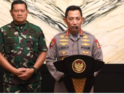Ratas Bersama Kapolri, TNI, BIN, dan Jajaran Terkait di Pimpin Langsung oleh Presiden.